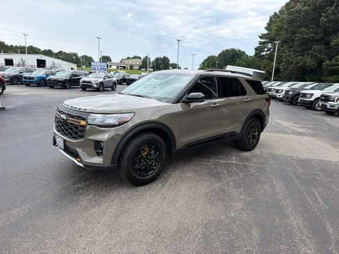 New 2026 Ford Explorer Tremor AWD/4WD image 7