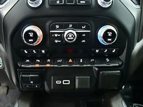 Used 2020 GMC Sierra 1500 Denali w/ Technology Package image 14
