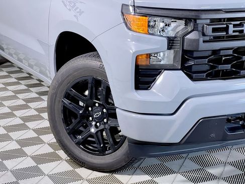 Used 2024 Chevrolet Silverado 1500 Custom image 12