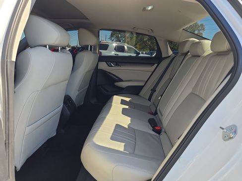 Used 2018 Honda Accord EX-L image 13