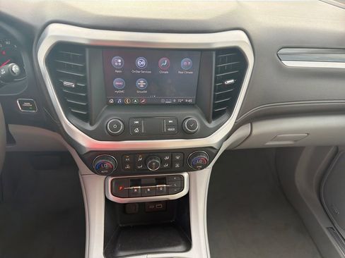 Used 2023 GMC Acadia SLT image 19