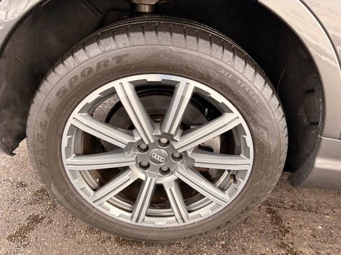 Used 2019 Audi Q7 3.0T Premium Plus w/ Premium Plus Package image 43