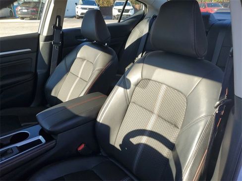 Used 2023 Nissan Altima 2.5 SR image 16
