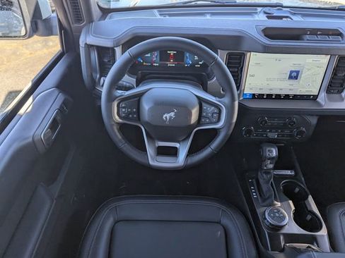 New 2025 Ford Bronco Outer Banks image 15
