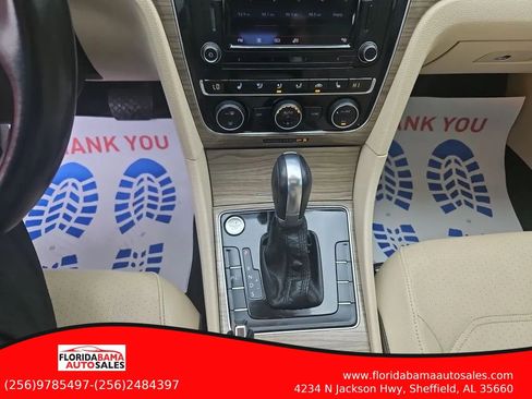 Used 2017 Volkswagen Passat 1.8T SE image 16
