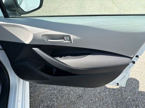 Used 2023 Toyota Corolla LE FWD image 18