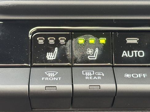 New 2026 Toyota Crown Signia image 31