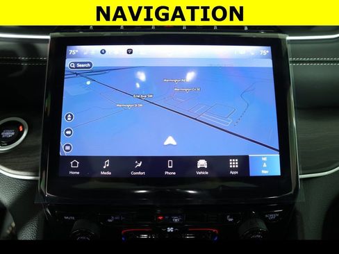 New 2025 Jeep Grand Cherokee L Limited image 14