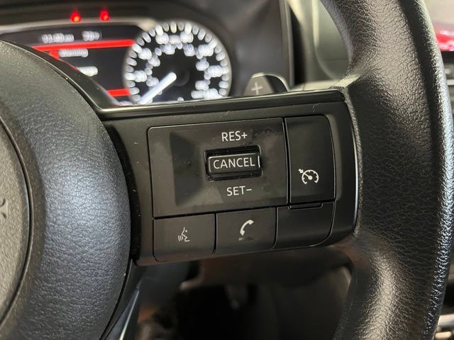 Used 2023 Nissan Rogue S AWD/4WD image 28