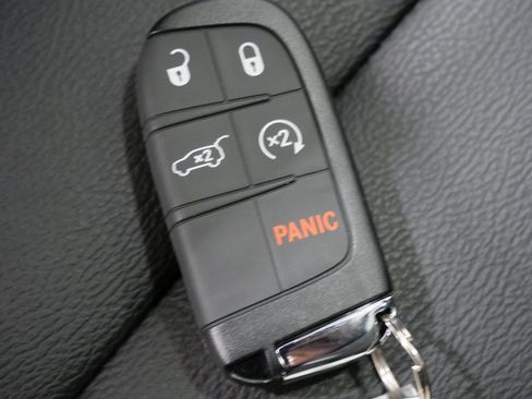 New 2026 Jeep Compass Limited w/ Sun, Sound & Navigation Group image 29