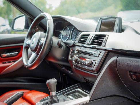 Used 2013 BMW 328i Sedan image 11