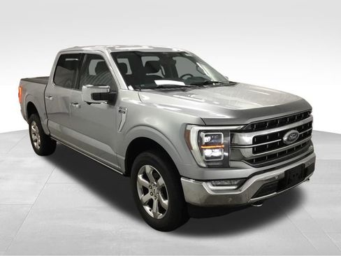 Used 2022 Ford F150 Lariat w/ Equipment Group 502A High AWD/4WD image 3