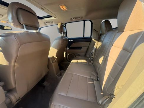 Used 2014 Jeep Patriot Limited w/ Sun/Sound Group FWD image 8