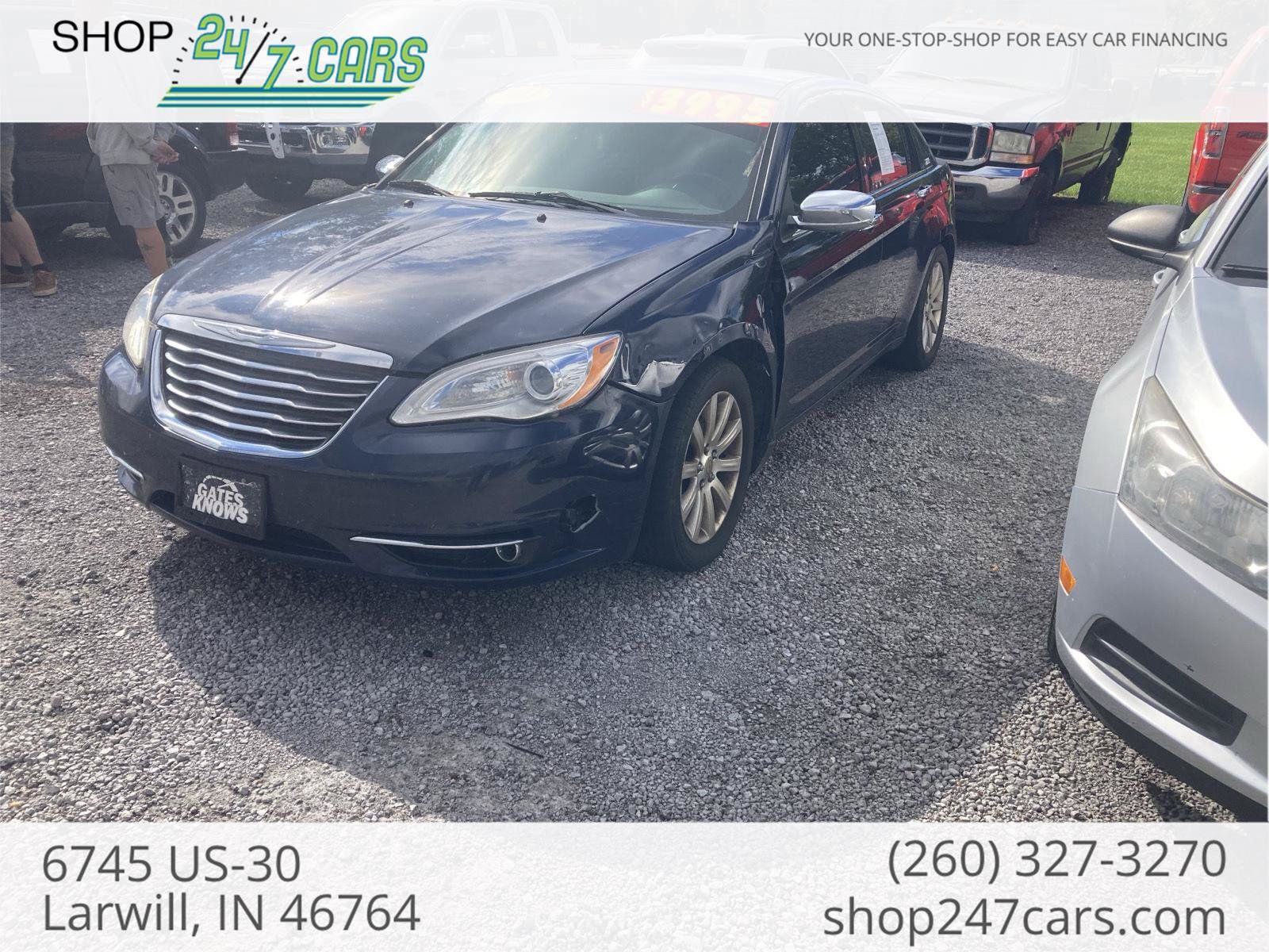 Used 2013 Chrysler 200 Limited FWD image 1
