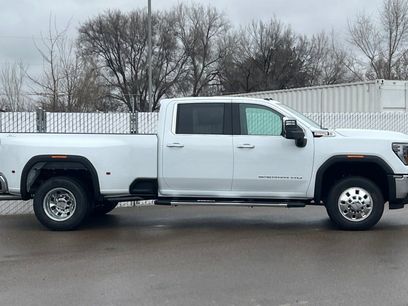 New 2026 GMC Sierra 3500 SLT w/ SLT Convenience Package