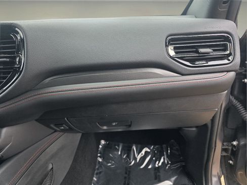 Used 2024 Dodge Durango GT image 22