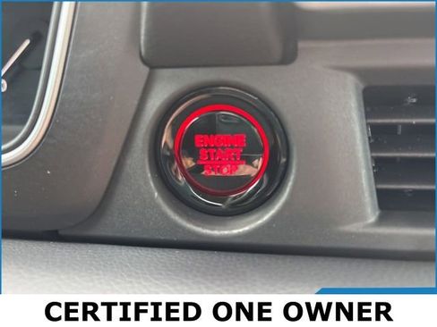 Used 2025 Honda Pilot EX-L image 10