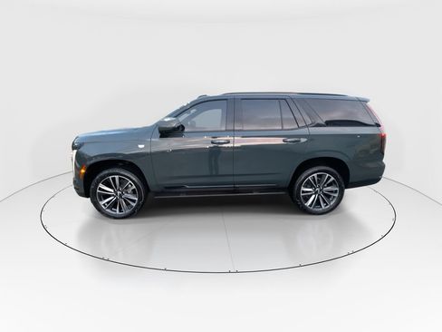 Used 2025 Cadillac Escalade Sport AWD/4WD image 5