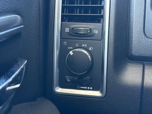 Used 2024 RAM 1500 Warlock RWD image 35