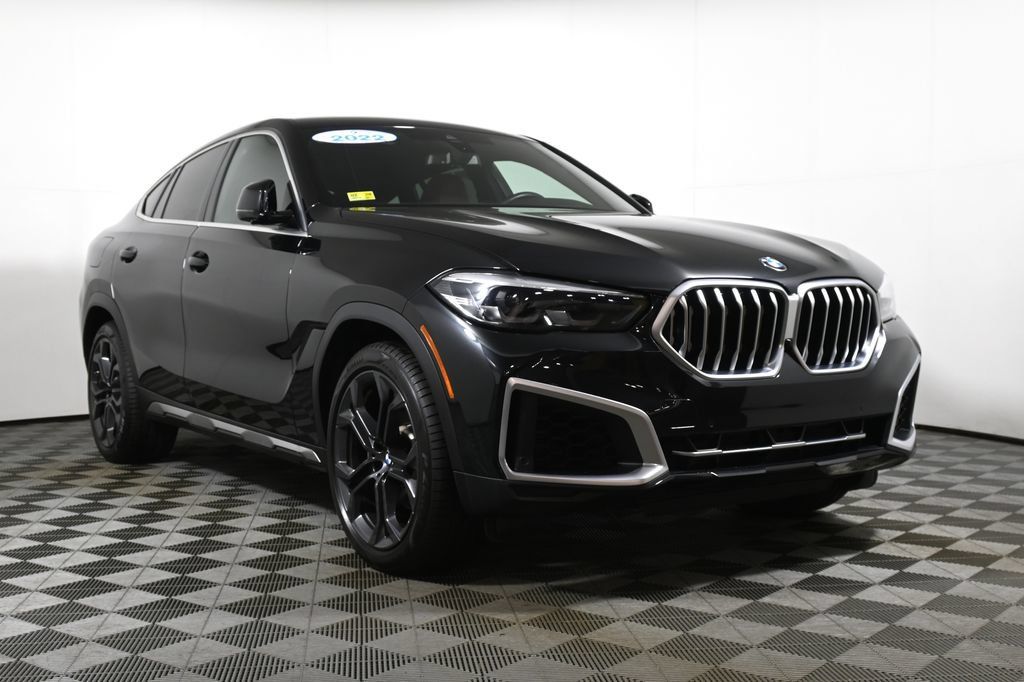Used 2022 BMW X6 xDrive40i w/ Premium Package AWD/4WD image 9