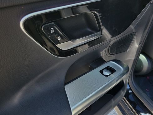 Certified 2026 Mercedes-Benz GLC 300 4MATIC image 12