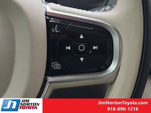 Used 2023 Volvo XC90 B6 Plus w/ Protection Package Premier image 31