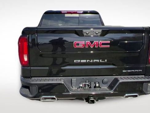 Used 2022 GMC Sierra 1500 Denali image 7