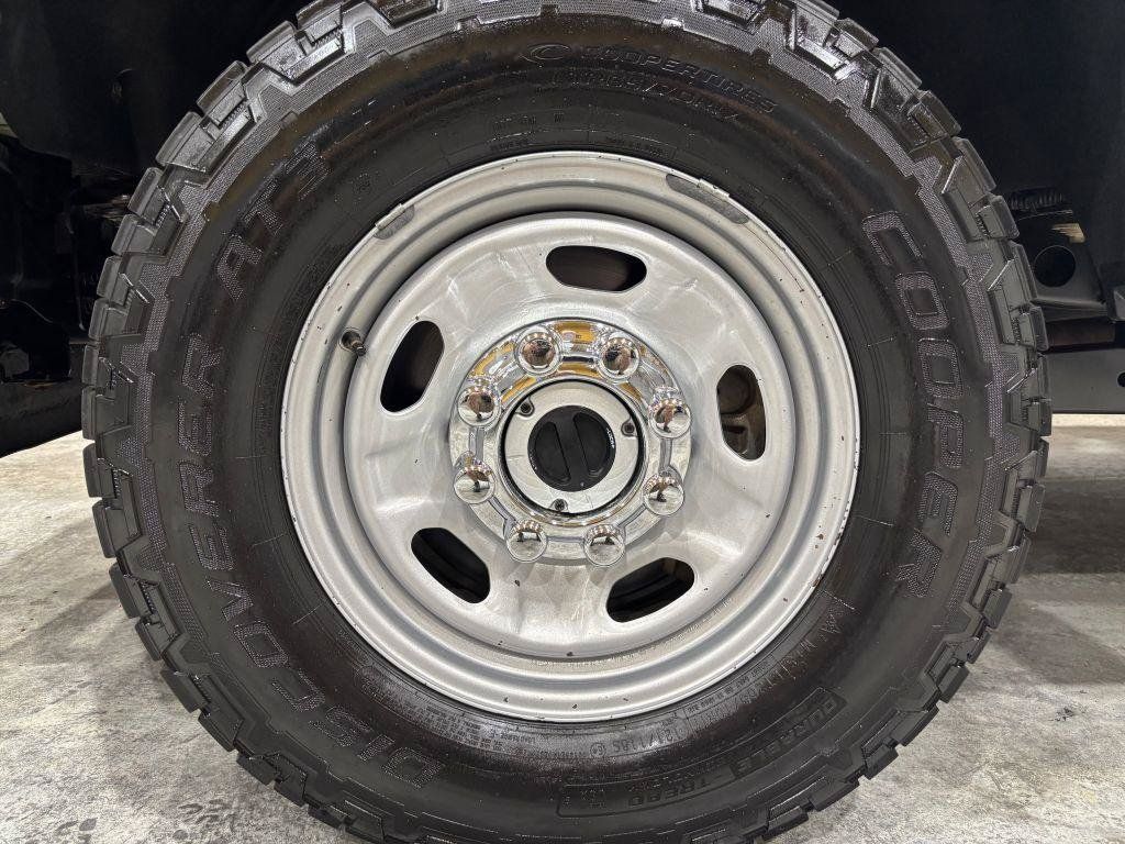 Used 2017 Ford F250 XL w/ Power Equipment Group AWD/4WD image 26