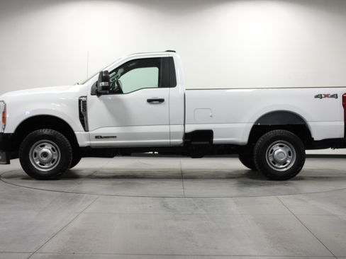 Used 2023 Ford F250 XL image 7