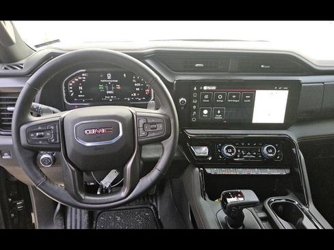Used 2026 GMC Sierra 1500 AT4 w/ AT4 Premium Package AWD/4WD image 4