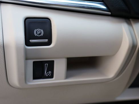 Certified 2025 Cadillac CT4 Premium Luxury RWD image 19