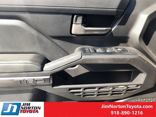 Used 2025 Toyota Tacoma TRD Off-Road w/ TRD Off Road Premium Package AWD/4WD image 24
