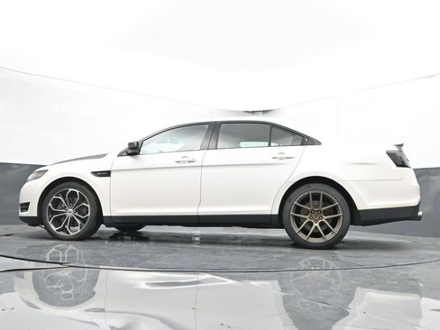Used 2017 Ford Taurus SHO image 46