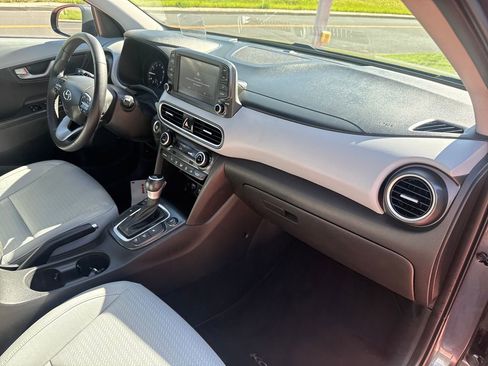 Used 2021 Hyundai Kona Ultimate AWD/4WD image 32