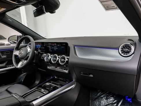 Used 2026 Mercedes-Benz GLA 250 image 17