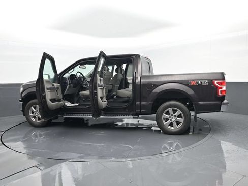 Used 2019 Ford F150 XLT w/ Equipment Group 302A Luxury AWD/4WD image 30
