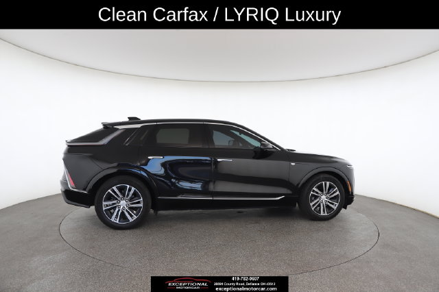 Used 2024 Cadillac Lyriq Luxury AWD/4WD image 22