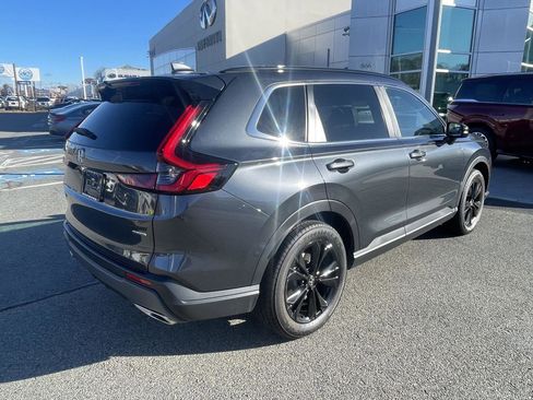 Used 2024 Honda CR-V Sport Touring image 3