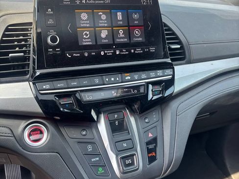 Used 2025 Honda Odyssey Sport-L image 29