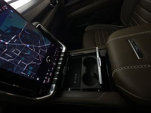 Used 2026 GMC Yukon Denali Ultimate image 39