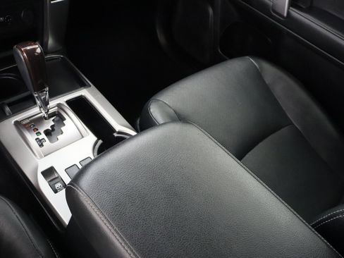 Used 2024 Toyota 4Runner Limited RWD image 17