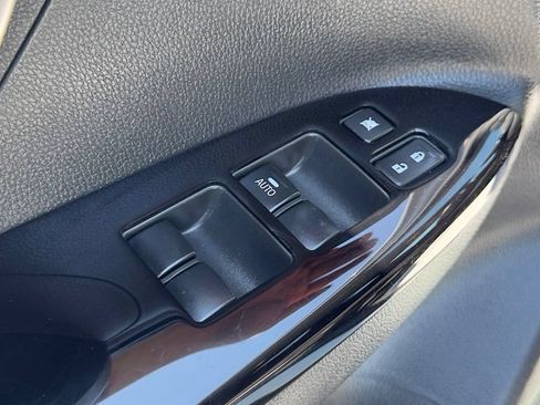 Used 2022 Mitsubishi Eclipse Cross LE AWD/4WD image 14