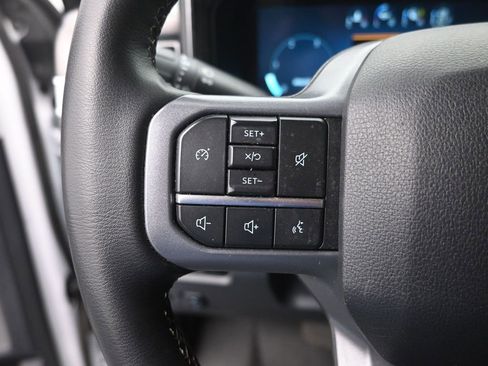 Used 2025 Ford F450 Lariat w/ Chrome Package image 7