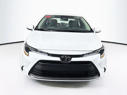 New 2026 Toyota Corolla LE FWD image 2