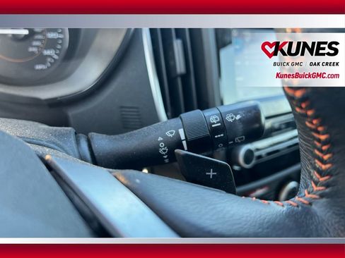 Used 2023 Subaru Crosstrek 2.0i Premium image 21