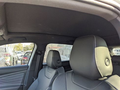 Used 2023 Volkswagen ID.4 Pro S image 7