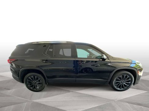 Used 2023 Chevrolet Traverse RS FWD image 9