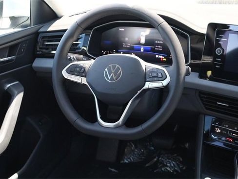 New 2025 Volkswagen Jetta SE image 23