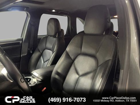 Used 2014 Porsche Cayenne AWD/4WD image 17