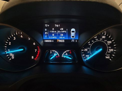 Used 2018 Ford Escape SE image 23